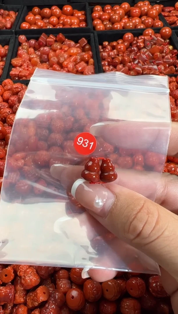 颈饰未镶嵌南红玛瑙1