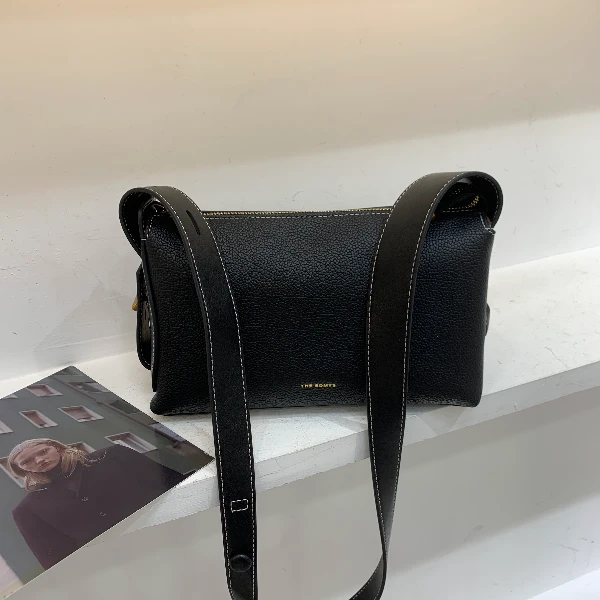 BSS-VAZSLVE/原创设计BD-B863-宝藏黑 春季新款轻奢小包