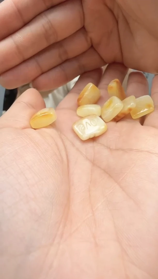【闪购商品】琥珀裸石未镶嵌配饰  多样性发一