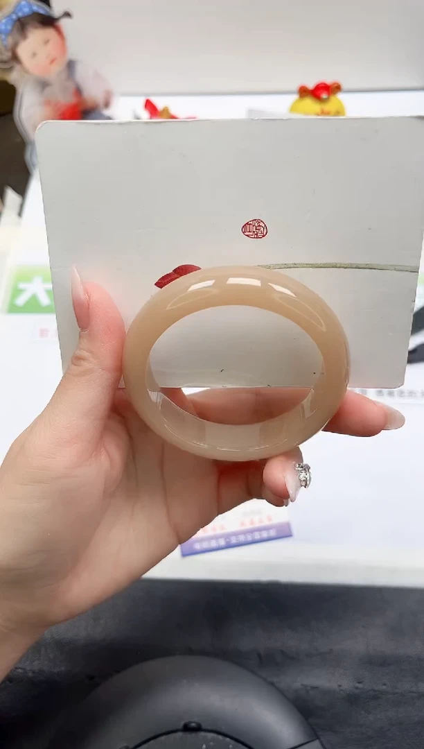 【闪购商品】石英质玉手镯未镶嵌246-56