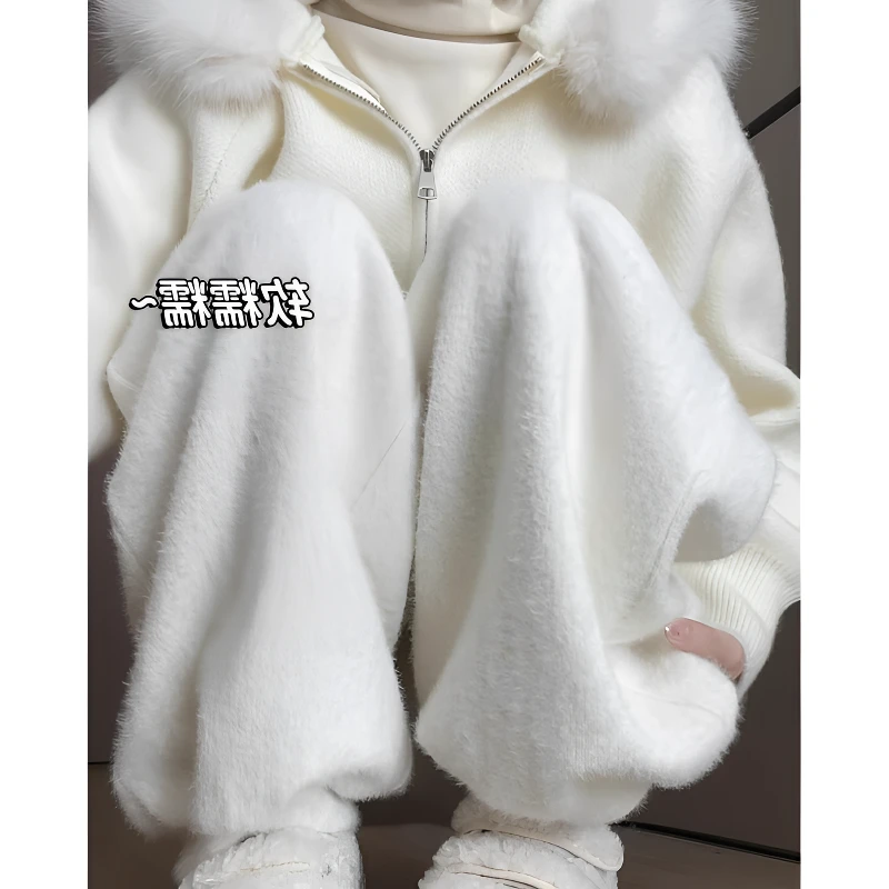 自留爆款推荐~软糯舒适感奶白色毛茸茸加绒灯笼裤女秋冬新款慵懒