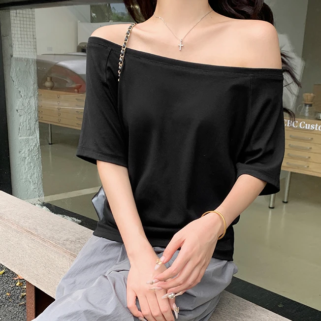 韩系宽松显瘦露肩辣妹黑色短袖百搭T恤女夏季新款小个子穿搭上衣