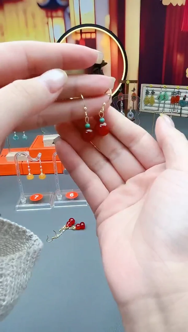 未镶嵌耳钉玛瑙/玉髓424