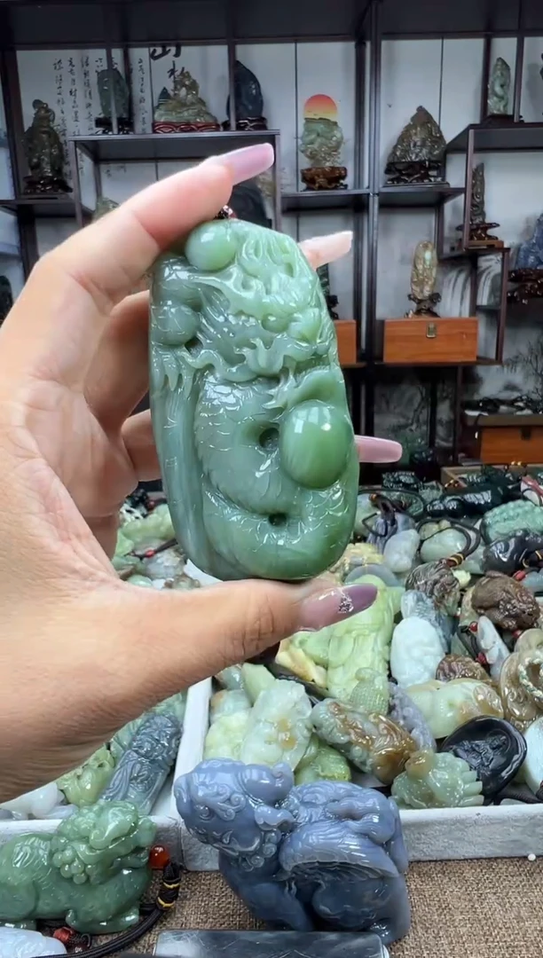 未镶嵌和田玉把件1