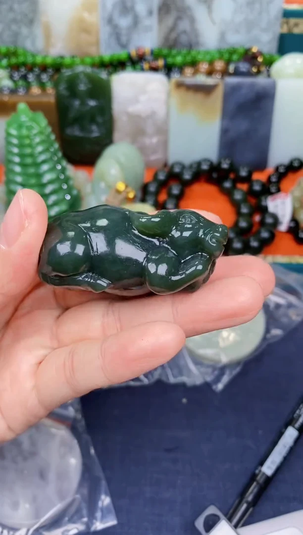 颈饰未镶嵌和田玉和田玉