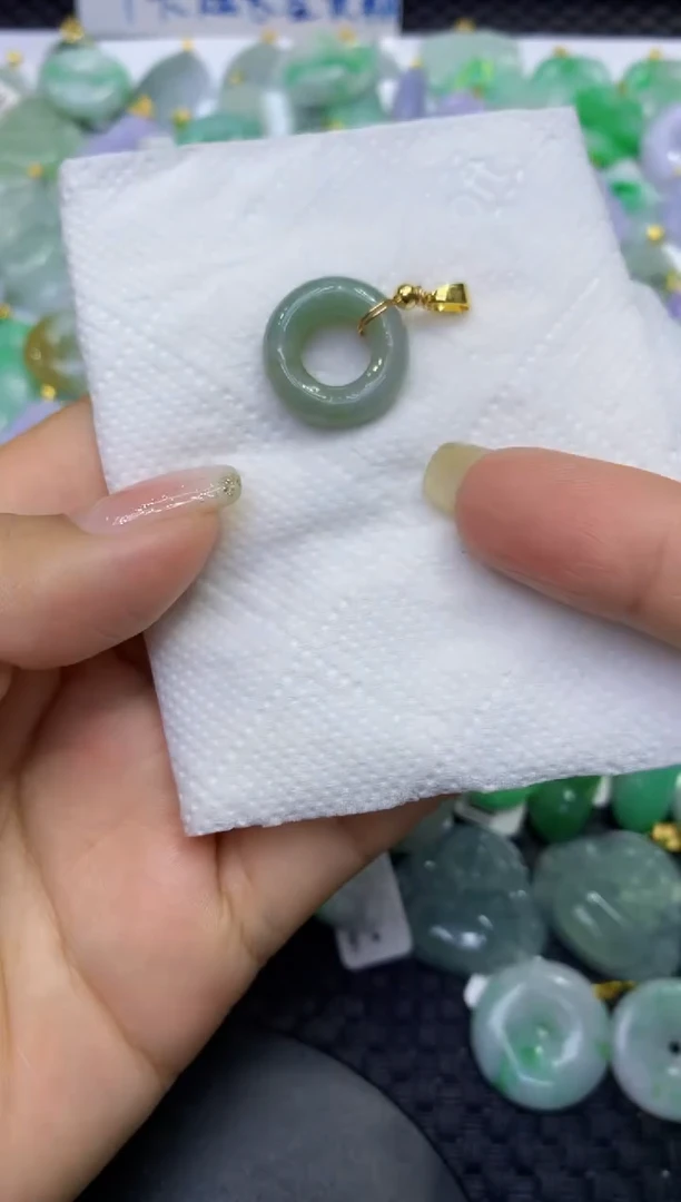 颈饰未镶嵌翡翠天然缅甸A货翡翠