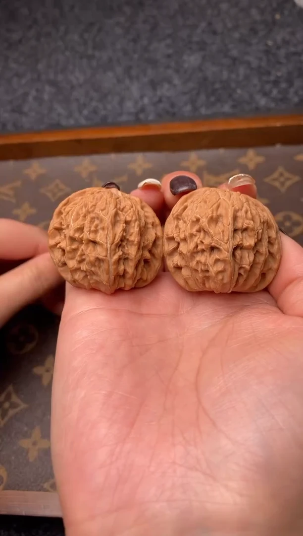 把件文玩核桃b193号40尺磨盘全品