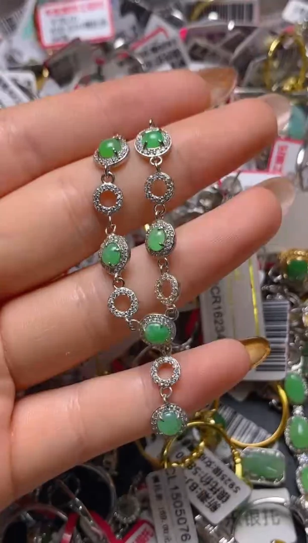 银S925镶嵌戒指翡翠百内无证书