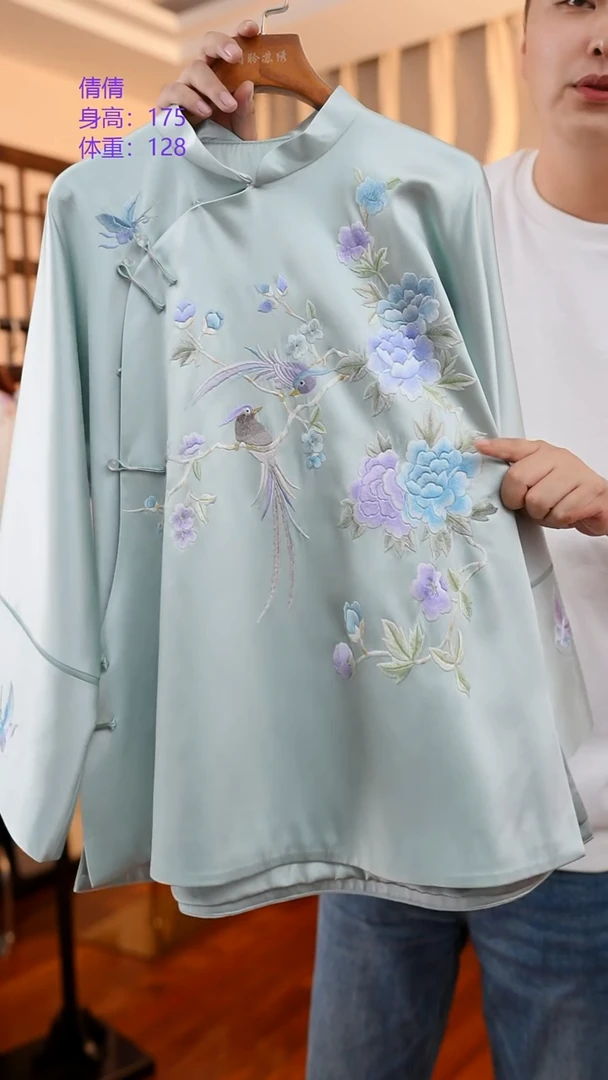 刺绣非遗手工苏绣服饰