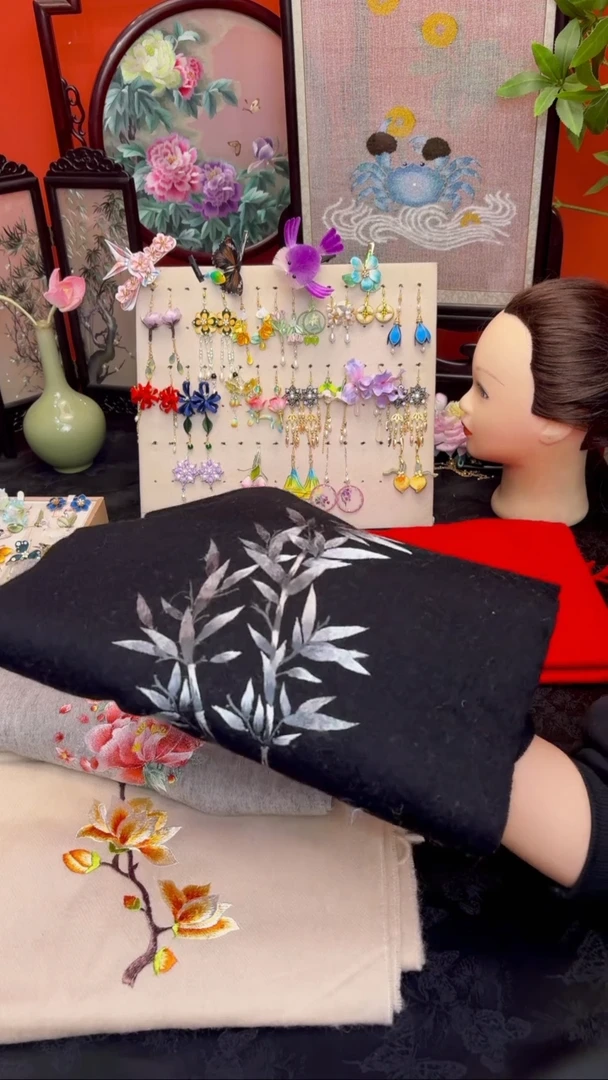 刺绣紫*非遗绒花苏绣饰品