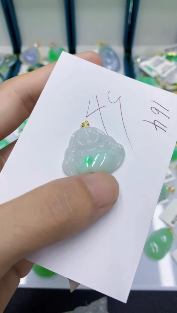 翡翠18K金镶嵌颈饰11111111