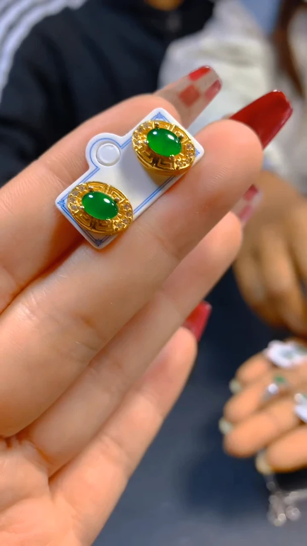 【闪购商品】翡翠耳饰未镶嵌0531704027多样性发一