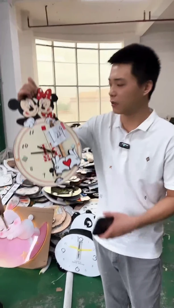 横款孤品微瑕小河果果闪购i229