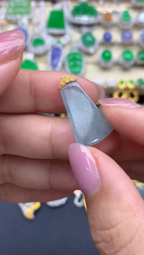 翡翠18K金镶嵌颈饰52-春日珠宝