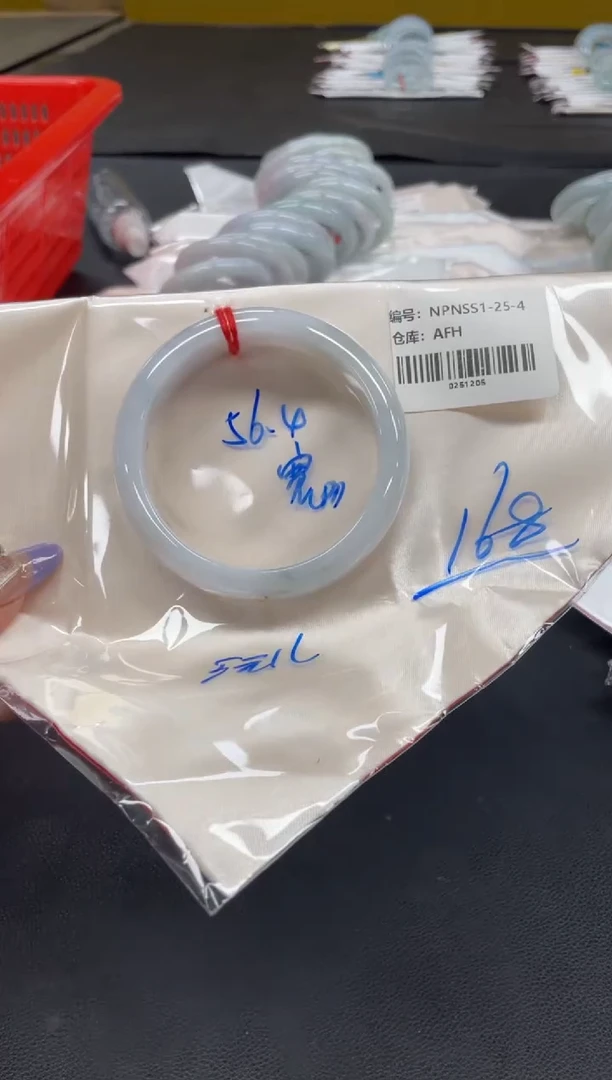 未镶嵌手镯翡翠翡翠手镯