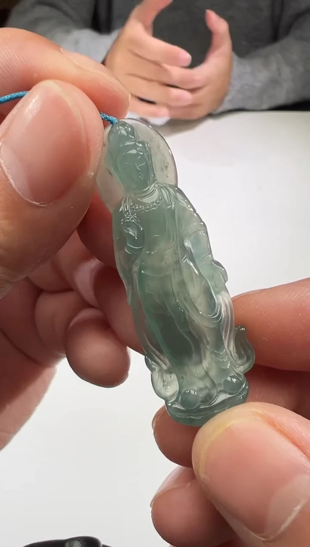 吊坠(不含链)未镶嵌翡翠观音