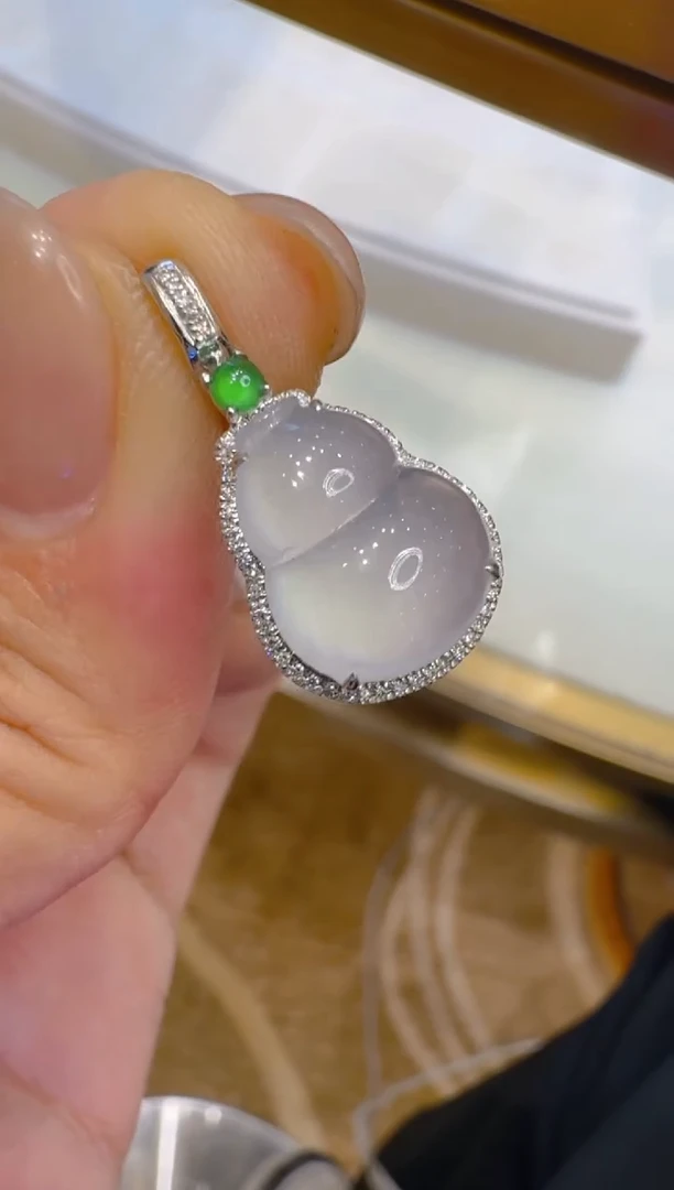 吊坠(不含链)18K金镶嵌翡翠多样性团购发一件