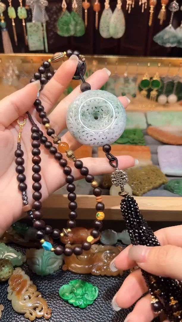 【闪购商品】定制翡翠未镶嵌翡翠