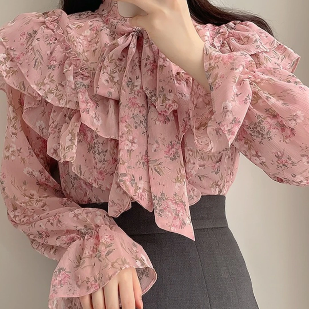 甜美别致设计感蝴蝶结2025早春法式小众气质碎花衬衫女秋季上衣