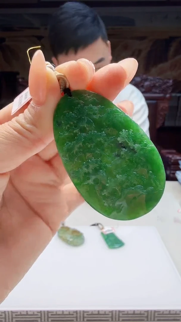 翡翠未镶嵌吊坠(不含链)5