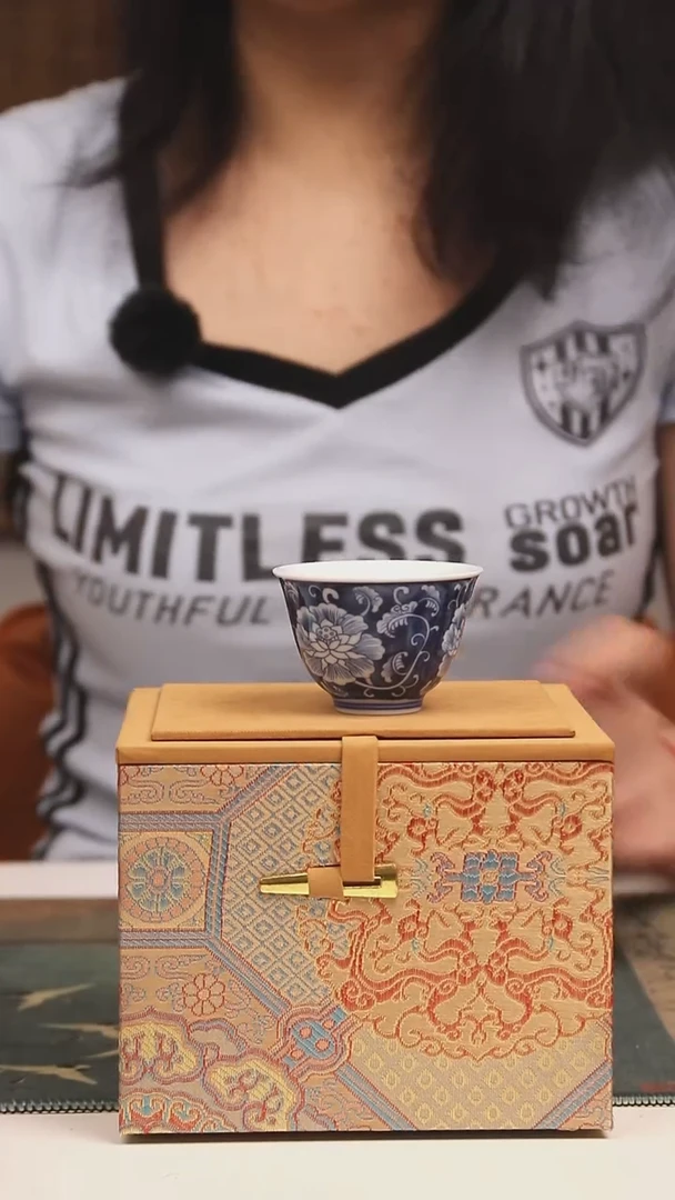 景德镇高温瓷铃铛杯万花