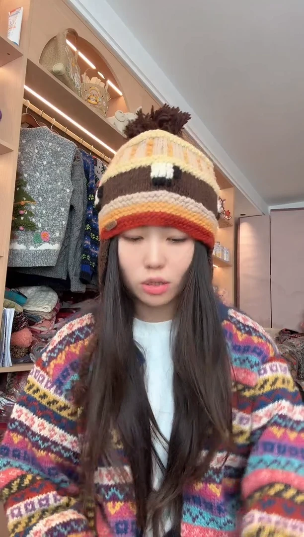 纯棉咖色小羊护耳帽