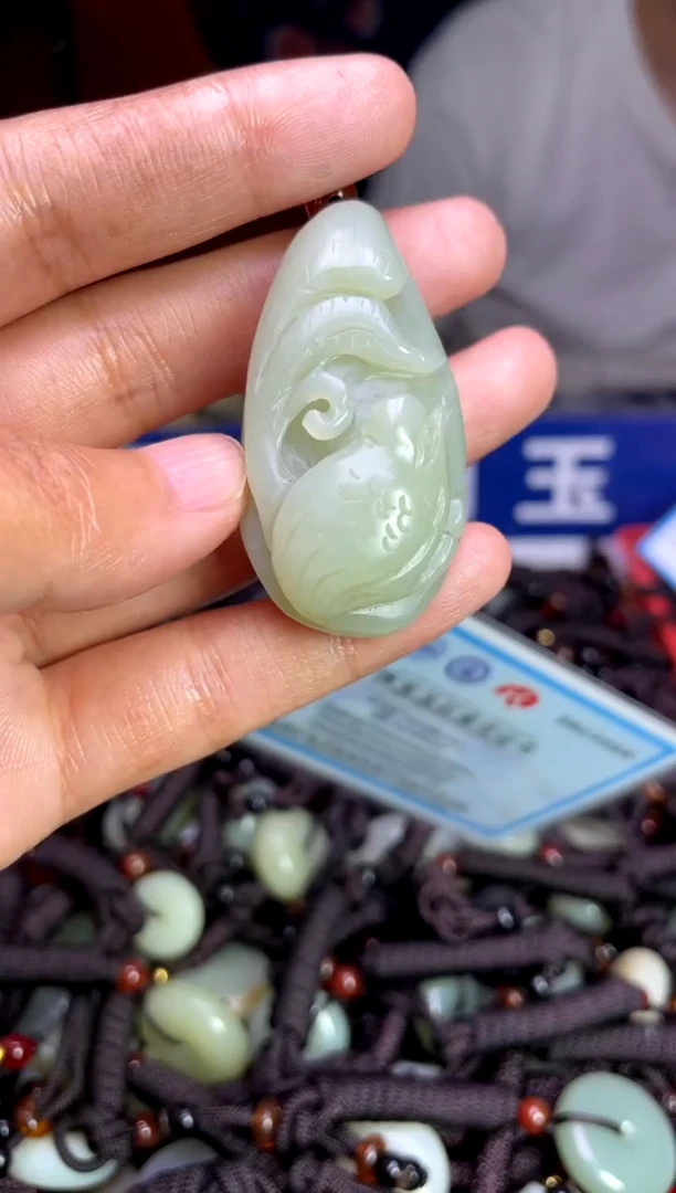 未镶嵌和田玉挂件1