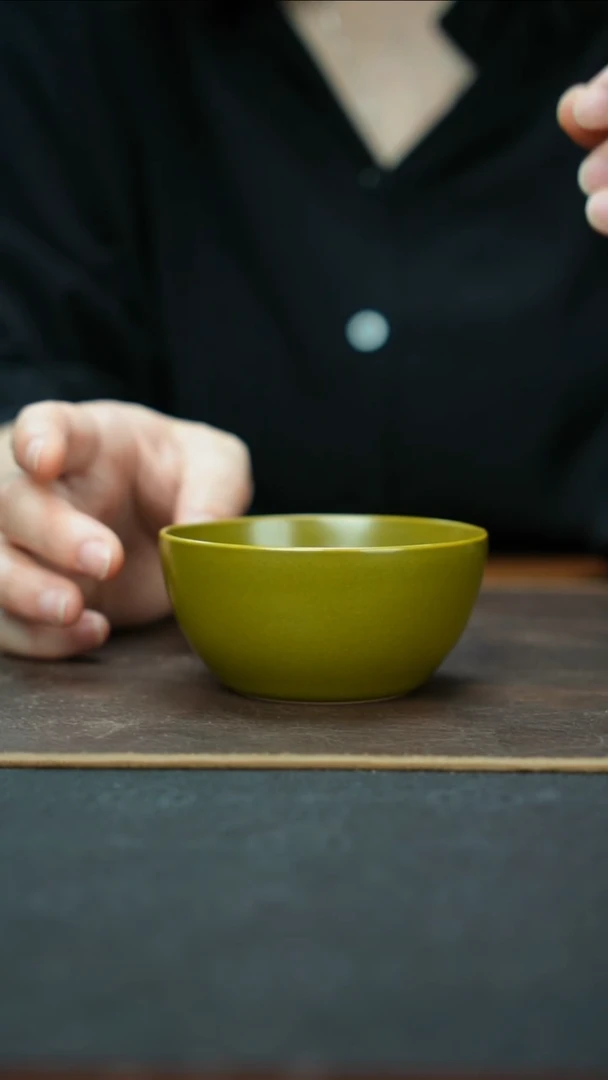 杯景德镇茶叶末卧足杯