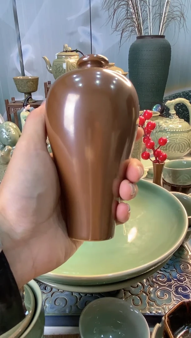 瓷片微瑕处理 紫金釉小梅瓶 一个