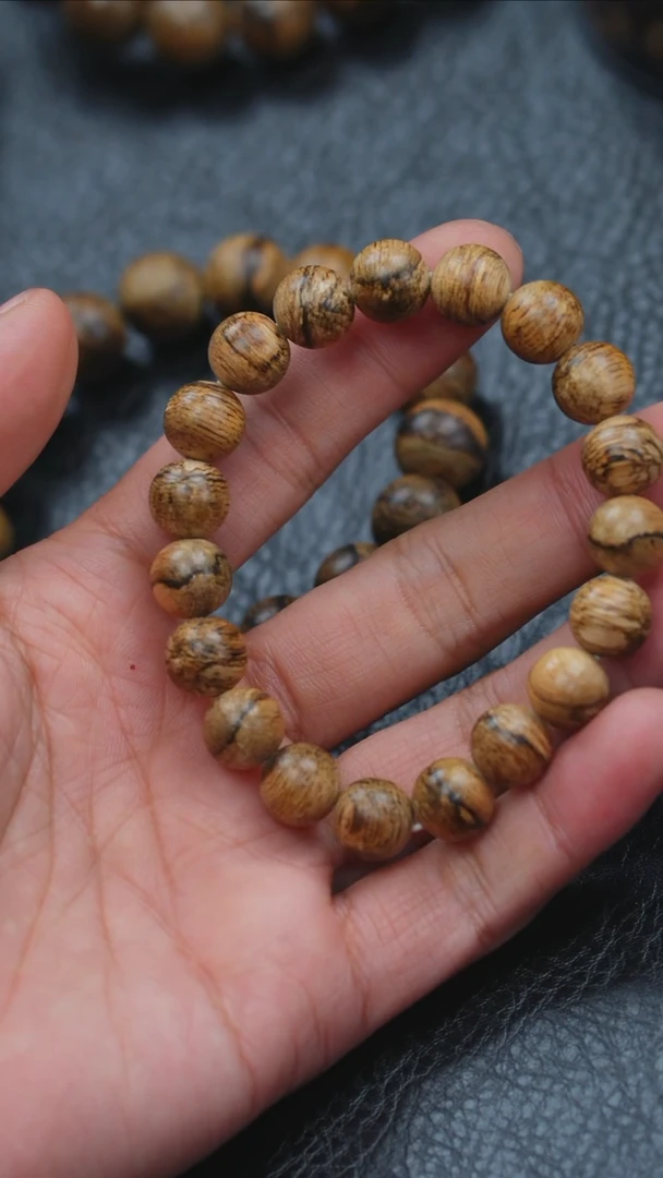 【闪购商品】沉香手串达拉干1.0单圈9g+多样式发一