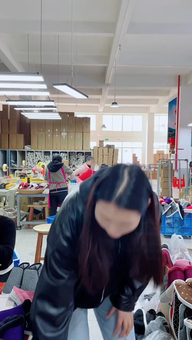 手工纳底黑灰条42码127号