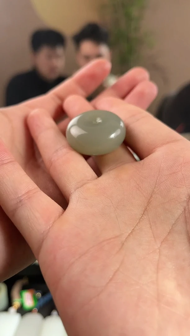 【闪购商品】和田玉平安扣未镶嵌且末青白平安扣微色差