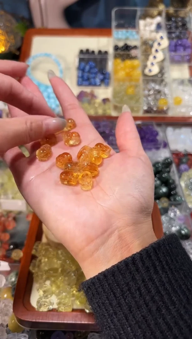 【闪购商品】水晶手串未镶嵌A08爆力黄水貔貅一个宽卡8-9