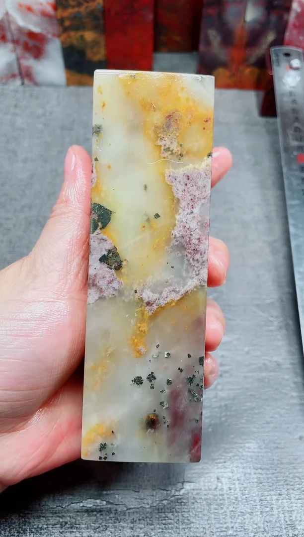 玉桂林鸡血玉素章黄白35