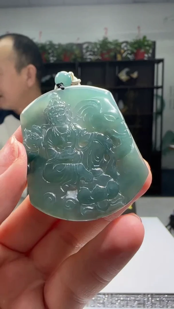 【闪购商品】翡翠颈饰未镶嵌天然翡翠A货吊坠