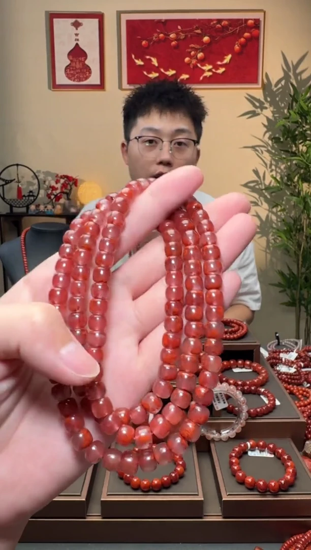 南红玛瑙手链未镶嵌一条约7mm 多样性发货