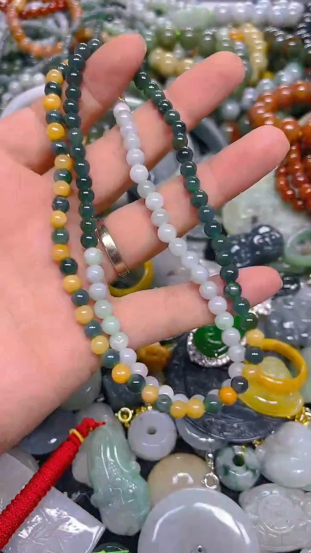 颈饰未镶嵌翡翠5MM/ T /翡翠A货，一件也是批发价