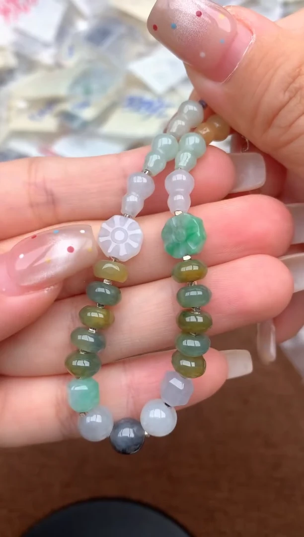 未镶嵌挂件翡翠一