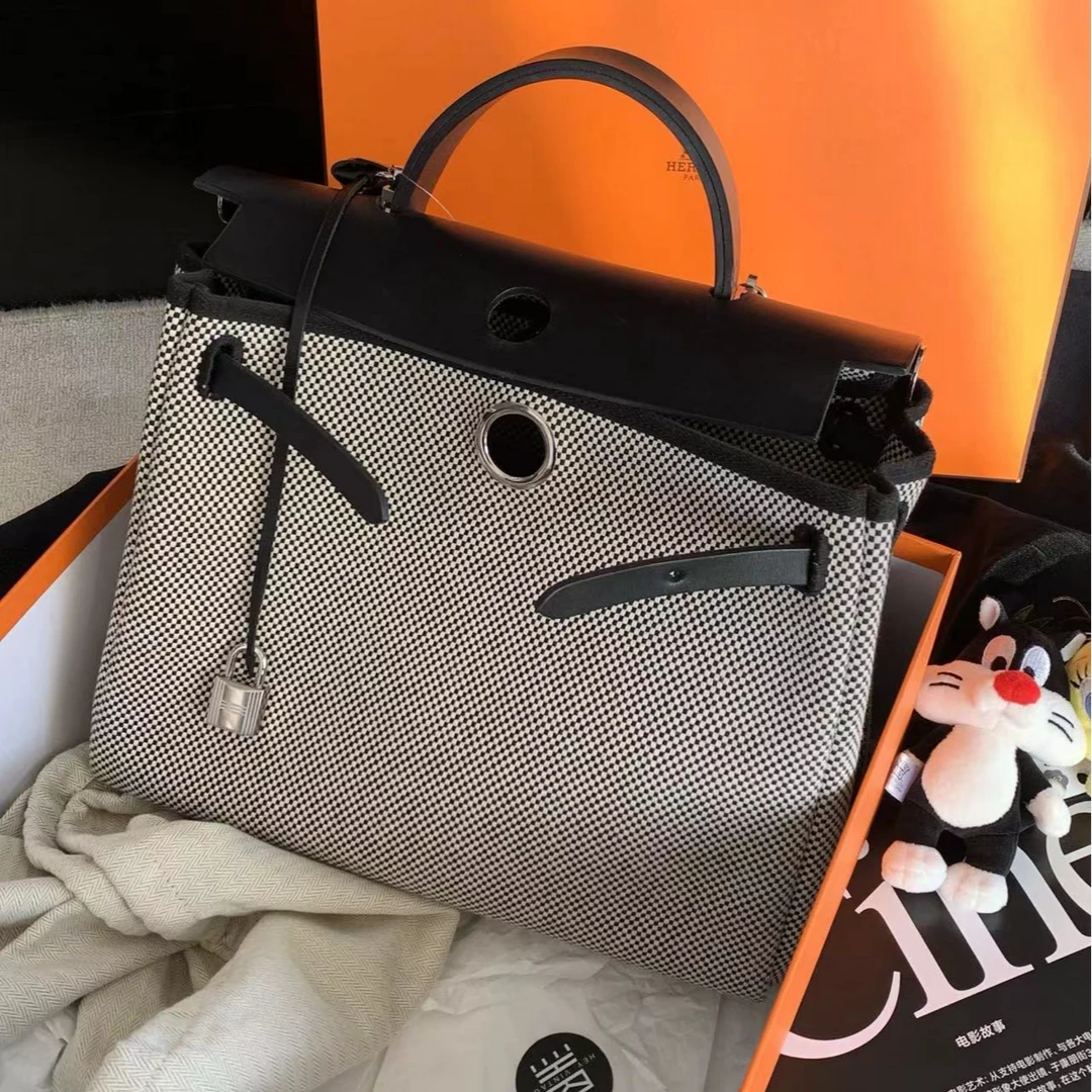 99新 Hermes/爱马仕 熊猫拼色herbag31包 17992897