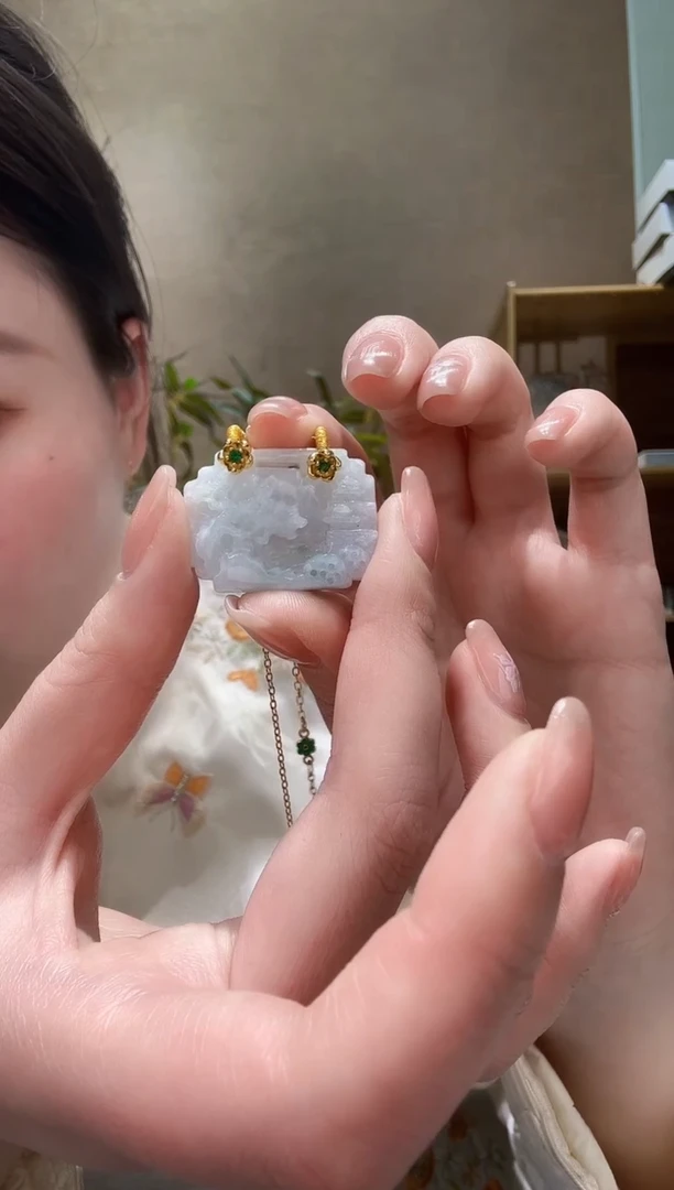 【闪购商品】翡翠颈饰未镶嵌吊坠