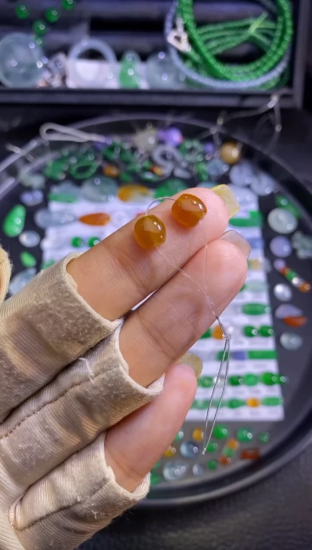 未镶嵌挂件翡翠珠子