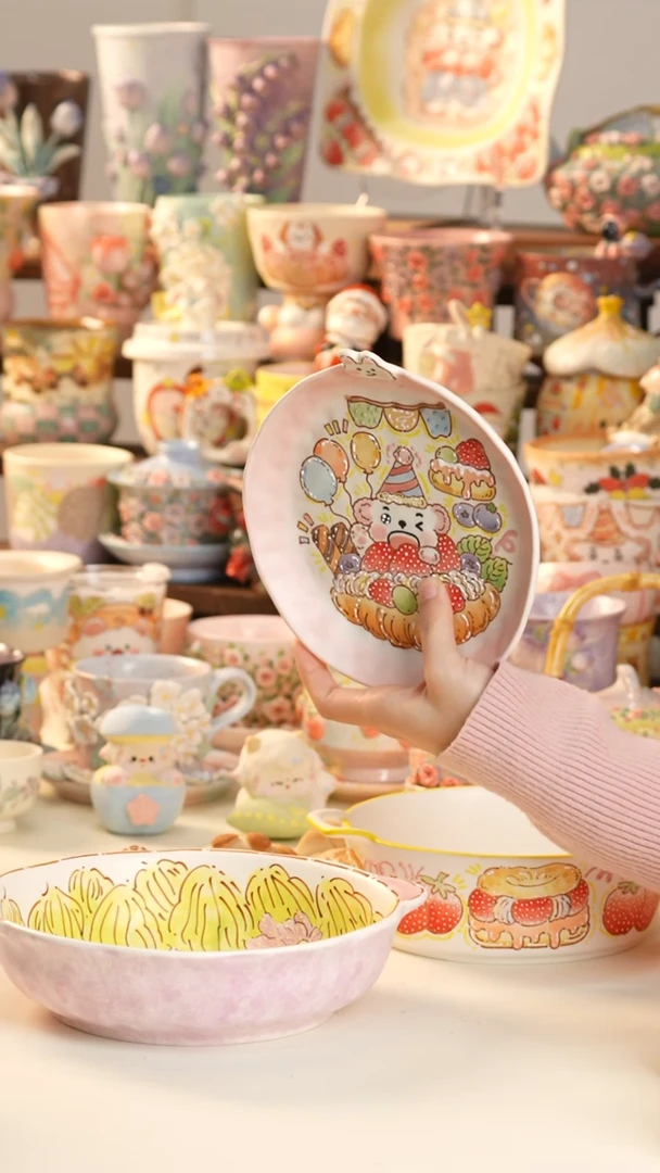 摆件陶景德镇釉下彩手绘设计师款陶瓷