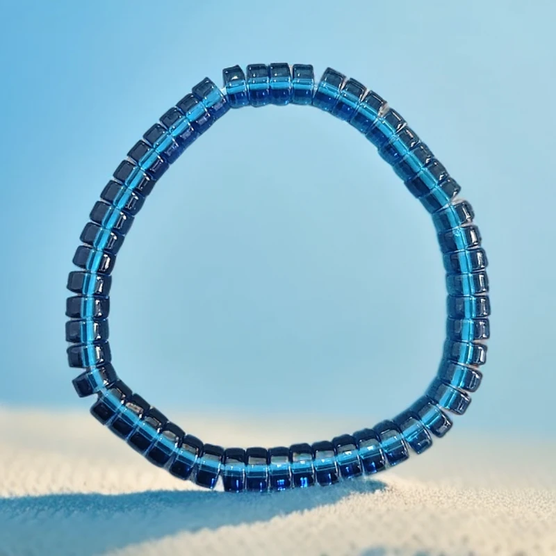 369号精品蓝色卡6mm药片珠手串