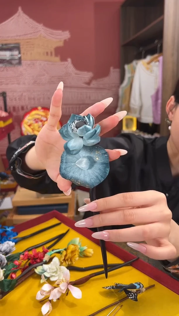 【闪购商品】刺绣非遗绒花（发饰）