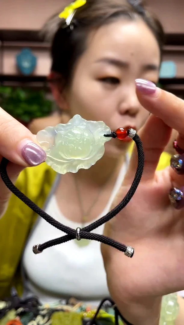 岫玉未镶嵌手牌多样性发货其中发一