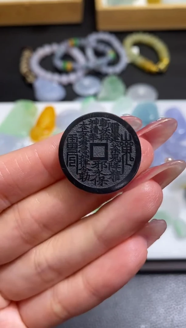 未镶嵌定制翡翠翡翠毛货~