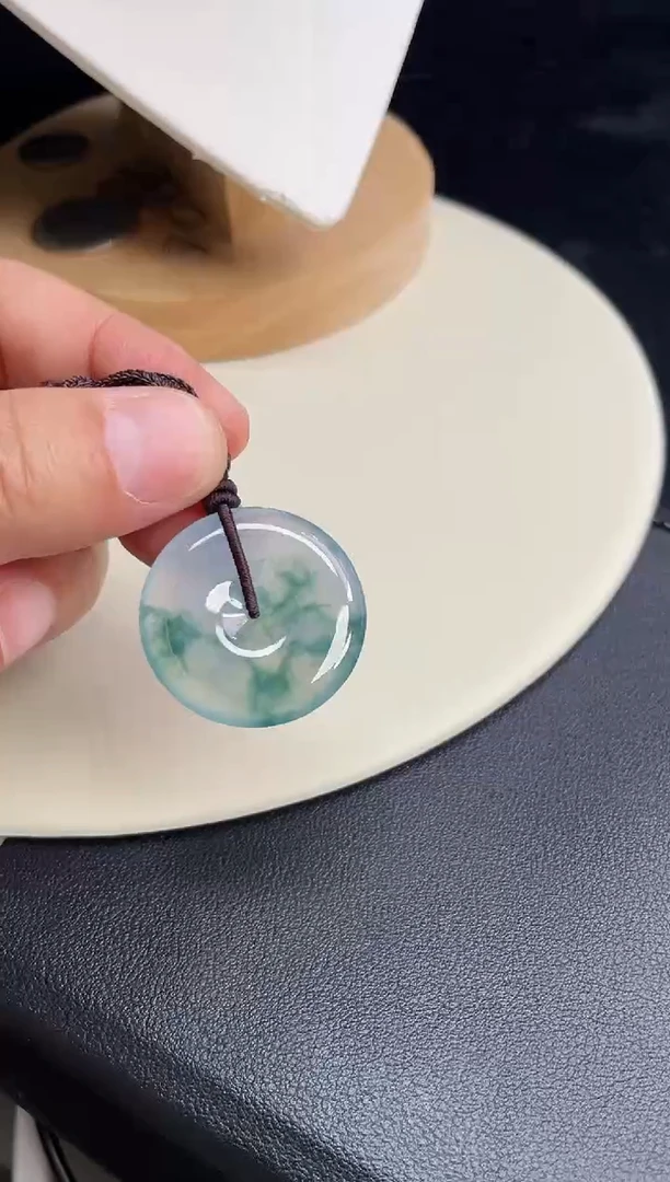 颈饰未镶嵌翡翠【36】29.9   5.9mm