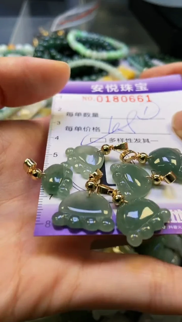 翡翠未镶嵌颈饰闪购0180661多样性发其一