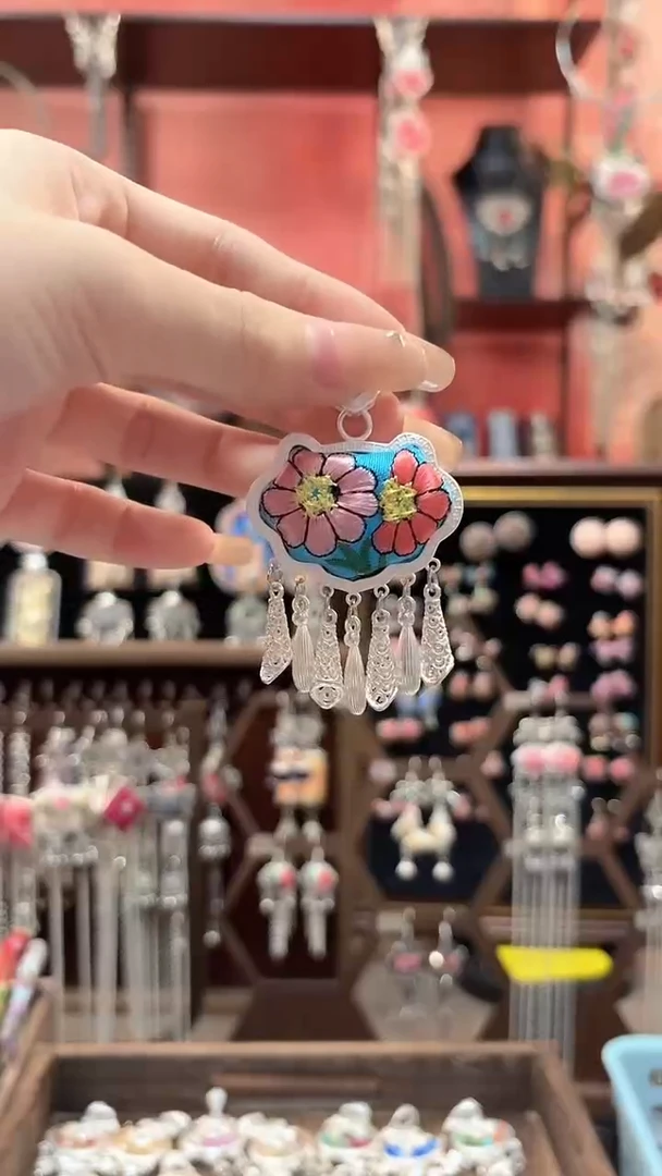 织绣好***? 云织谣民族风精美饰品   195