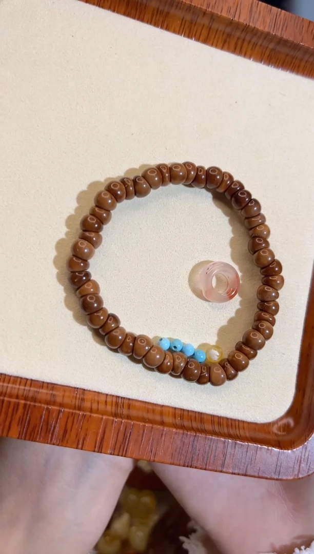 【闪购商品】蜜蜡裸石未镶嵌配珠套装